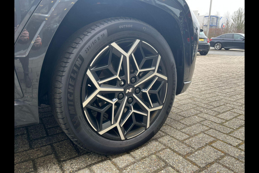 Hyundai Tucson 1.6 T-GDI PHEV N Line 4WD | Stoelverwarming | Elektrisch verstelbare stoelen met geheugen | Achteruitrijcamera | Adaptive cruise control
