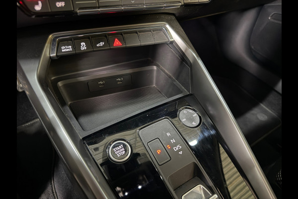 Audi A3 Sportback 40 TFSI e Advanced edition Pano S-line