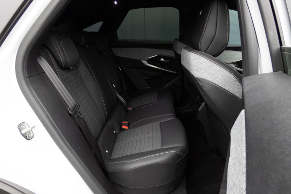 Peugeot 3008 1.2 Hybrid 136 GT | STOELVERWARMING | ACC | STUURWIELVERWARMING | CAMERA | SFEERVERLICHTING