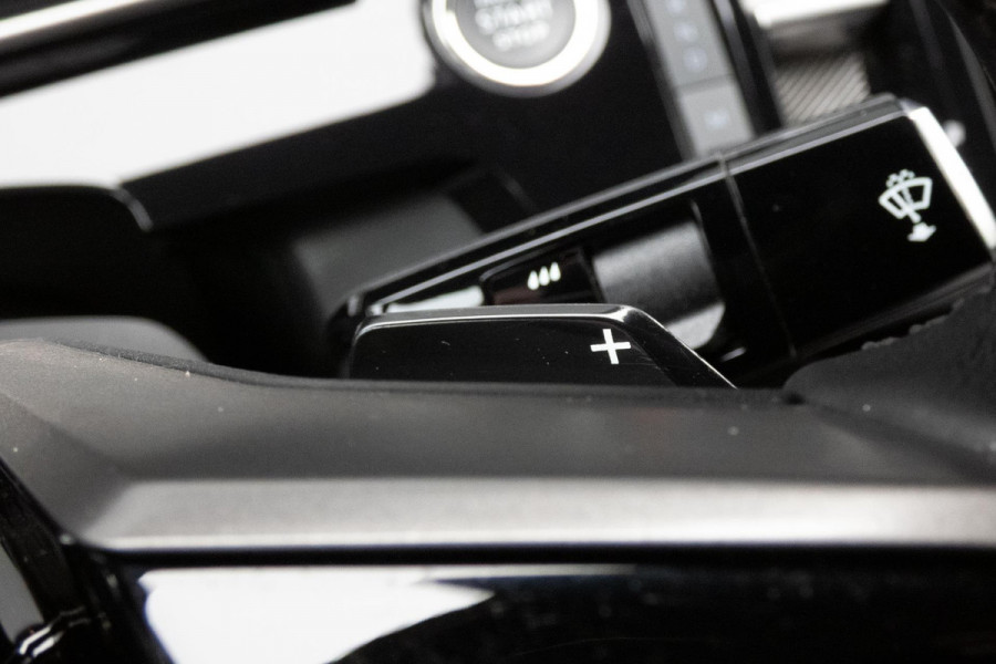 Peugeot 3008 1.2 Hybrid 136 GT | STOELVERWARMING | ACC | STUURWIELVERWARMING | CAMERA | SFEERVERLICHTING