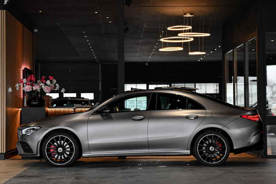Mercedes-Benz CLA-Klasse 250 e AMG Night, Magno, Pano, Memory, Dodeh, Multibeam, Camera, Sfeer, CarPlay!