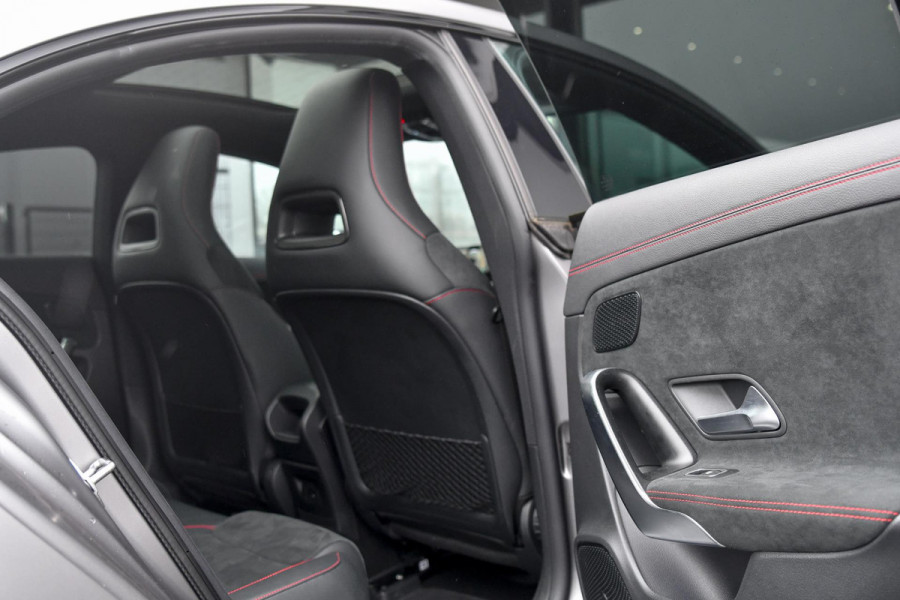 Mercedes-Benz CLA-Klasse 250 e AMG Night, Magno, Pano, Memory, Dodeh, Multibeam, Camera, Sfeer, CarPlay!