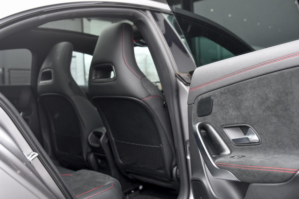 Mercedes-Benz CLA-Klasse 250 e AMG Night, Magno, Pano, Memory, Dodeh, Multibeam, Camera, Sfeer, CarPlay!