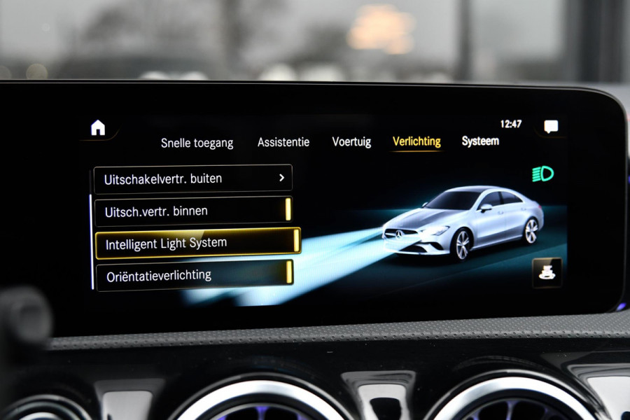 Mercedes-Benz CLA-Klasse 250 e AMG Night, Magno, Pano, Memory, Dodeh, Multibeam, Camera, Sfeer, CarPlay!