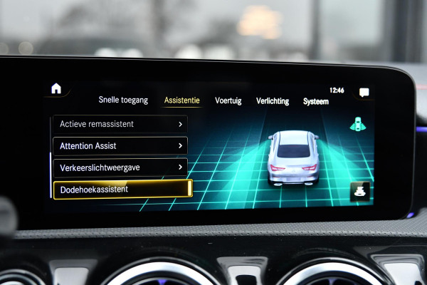 Mercedes-Benz CLA-Klasse 250 e AMG Night, Magno, Pano, Memory, Dodeh, Multibeam, Camera, Sfeer, CarPlay!