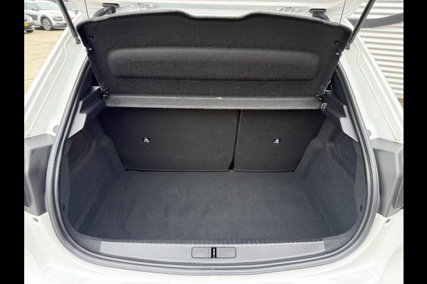 Peugeot 208 1.2 PureTech Active 2e Eigenaar|Navi|Carplay|Cruise|D-riem v.v. in 2023|N.A.P|APK tot 06-2026