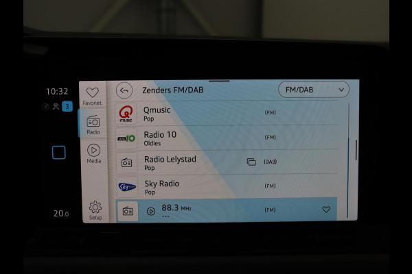 Volkswagen Golf 1.0 TSI Life | Carplay | Sfeerverlichting | Adaptive cruise | Navigatie | Parkeerhulp | Climate control | Full LED | Bluetooth