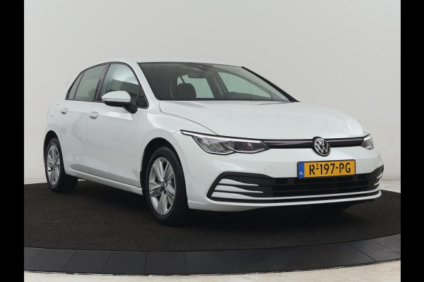 Volkswagen Golf 1.0 TSI Life | Carplay | Sfeerverlichting | Adaptive cruise | Navigatie | Parkeerhulp | Climate control | Full LED | Bluetooth