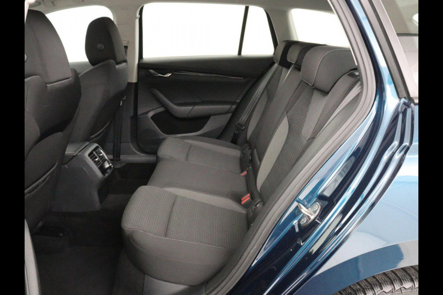 Škoda Octavia 1.4 TSI iV PHEV Business Edition | Adaptive cruise | Stuurverwarming | Carplay | Navigatie | Parkeerhulp | 18'' | Full LED | Climate control | Plug In