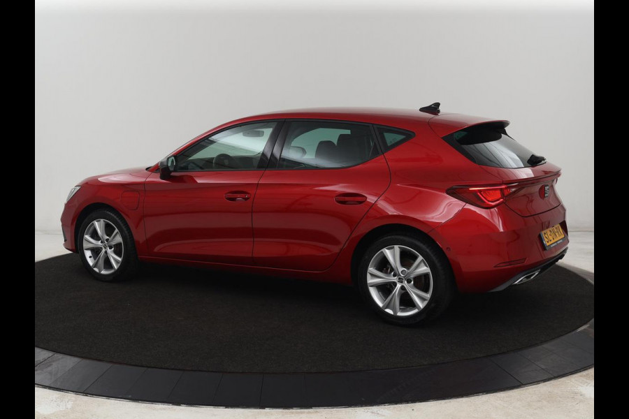Seat Leon 1.4 TSI eHybrid PHEV FR | Stoel & stuurverwarming | Camera | Adaptive cruise | Carplay | Navigatie | Sfeerverlichting | Park Assist | Climate control | Full LED | PHEV | Plug In
