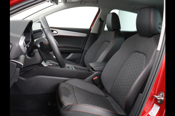 Seat Leon 1.4 TSI eHybrid PHEV FR | Stoel & stuurverwarming | Camera | Adaptive cruise | Carplay | Navigatie | Sfeerverlichting | Park Assist | Climate control | Full LED | PHEV | Plug In