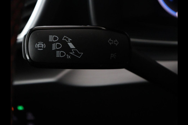 Seat Leon 1.4 TSI eHybrid PHEV FR | Stoel & stuurverwarming | Camera | Adaptive cruise | Carplay | Navigatie | Sfeerverlichting | Park Assist | Climate control | Full LED | PHEV | Plug In