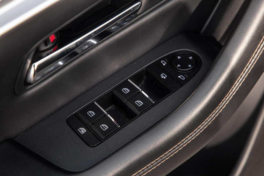 Mazda CX-60 2.5 e-SkyActiv PHEV Homura 360 CAMERA / STOELVERWARMING + KOELING / CARPLAY / ADAPTIVE CRUISE