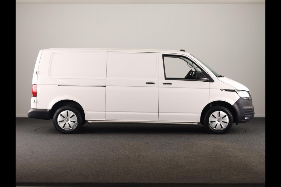 Volkswagen Transporter 2.0 TDI L2H1 28 Comfortline 110 pk | Verlengde garantie | Navigatie via App | Parkeersensoren achter | Cruise control |