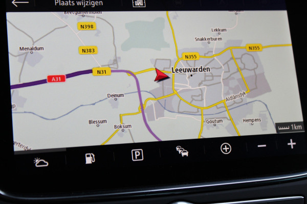 Opel Crossland X 1.2-131pk Turbo Innovation. Two tone. Erg nette en luxe hoogzitter voor nog jaren rijplezier ! Autm. airco, parkeersensoren v+a, camera, LM wielen, ergonomische voorstoelen, cruise control, side assist, navigatie, telefoonvoorb. etc.