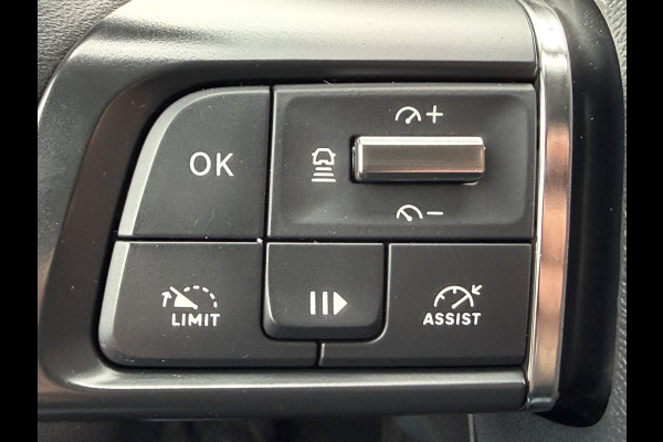 Citroën C4 130pk Shine (Camera - Keyless Entry - LED - Parkeersensoren V+A - Automatische Airco - Adaptieve Cruise Controle - Leder)