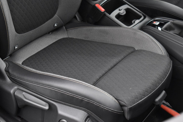 Opel Grandland X 1.2 Turbo 120 Jaar Edition Trekhaak Lane Camera