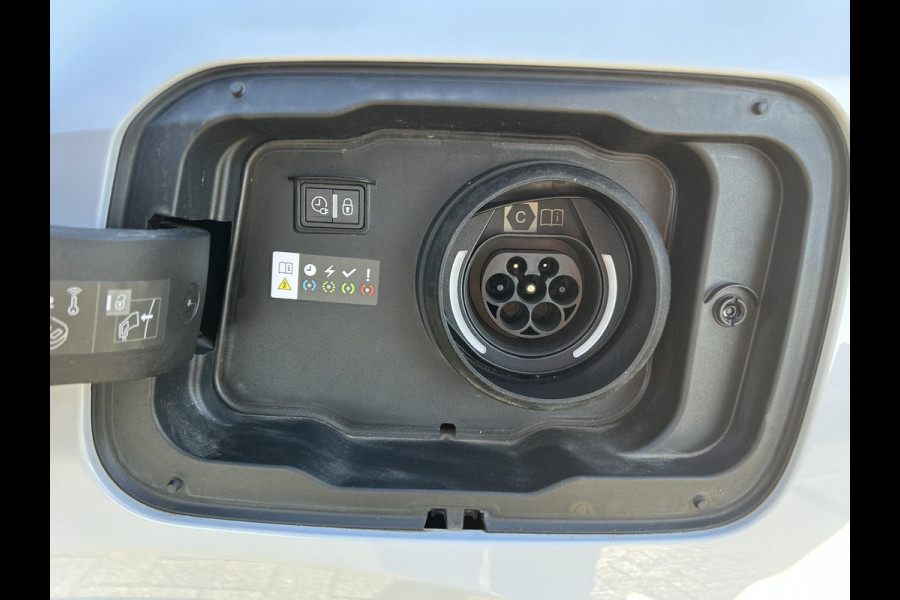 Peugeot 408 1.6 HYbrid GT 180 EAT8 | 1400kg Trekgewicht| El.achterklep | Matrix LED | Prijs is rijklaar