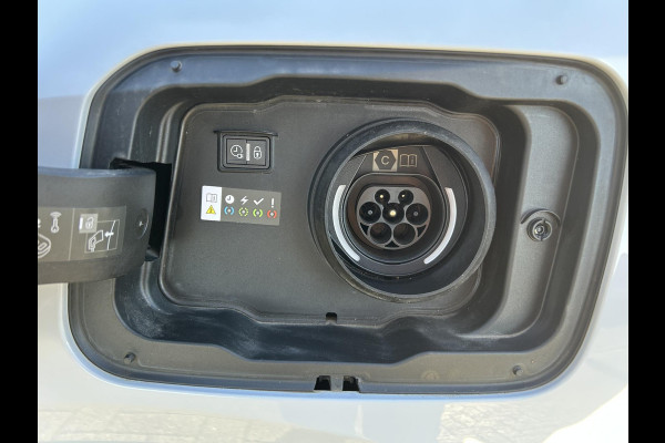 Peugeot 408 1.6 HYbrid GT 180 EAT8 | 1400kg Trekgewicht| El.achterklep | Matrix LED | Prijs is rijklaar