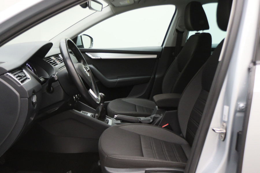 Škoda Octavia Combi 1.0 TSI Greentech Business Edition Climate, Cruise, Camera, Apple Carplay, Elektrisch Pakket, 16''