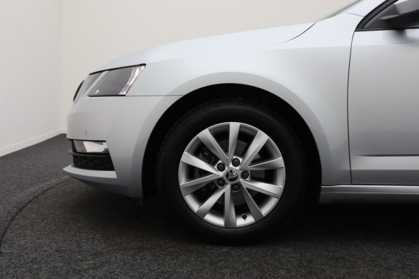 Škoda Octavia Combi 1.0 TSI Greentech Business Edition Climate, Cruise, Camera, Apple Carplay, Elektrisch Pakket, 16''
