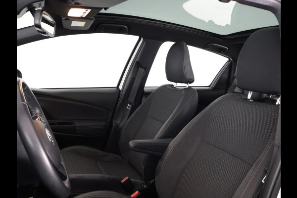 Toyota Yaris 1.5 Hybrid Executive | Panoramadak | Leder | Lichtmetalen velgen | Navigatie