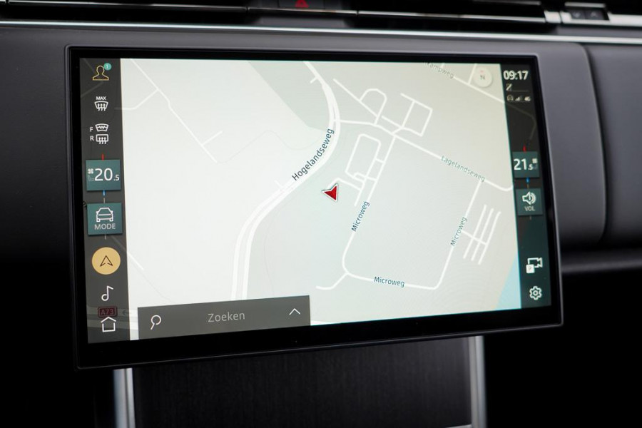 Land Rover Range Rover 3.0 P460e HSE PHEV / Batumi Gold / Towing Pack / Pano / NL Auto / 4Wiel sturing