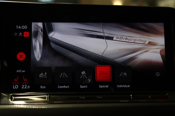 Volkswagen Golf 2.0 TSI GTI 45 JAHRE CLUBSPORT AKRA/NURBURGRINF/PANO/HUD/H-K/VOL