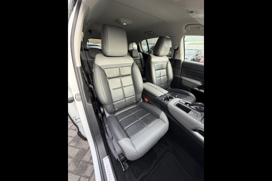 Citroën C5 Aircross 225pk Hybrid Shine (Trekhaak - Leder incl verwarming/massage/geheugen - LED - Keyless Entry - Camera - Adaptieve Cruise Controle