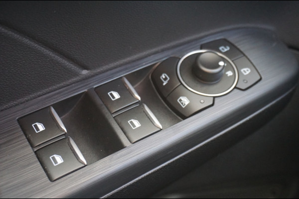 Ford Kuga 225PK PHEV Titanium X AUTOMAAT | PANO | HEADUP | CAMERA