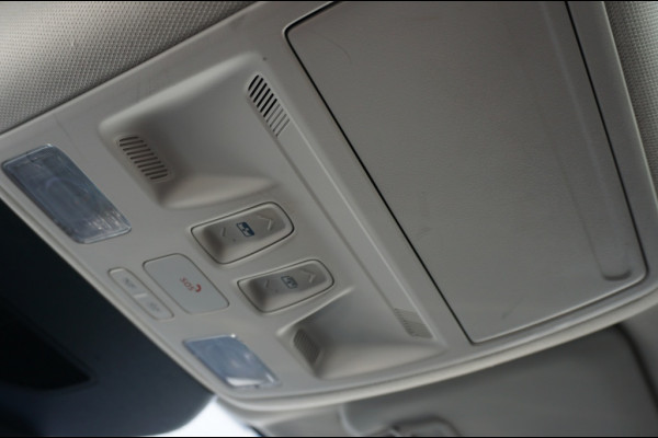 Ford Kuga 225PK PHEV Titanium X AUTOMAAT | PANO | HEADUP | CAMERA