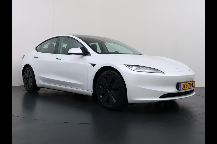 Tesla Model 3 Premium Long Range AWD 78 kWh ORGINELE AFN. TREKHAAK TESLA| AUTOPILOT| STOELVENTILATIE + VERWARMING| VOLLEDIGE TESLA GARANTIE T/M 01/2028 OF 80.000KM| DE HOOGVOLTACCU EN AANDRIJFLIJN TOT 2032 of 192.000KM |