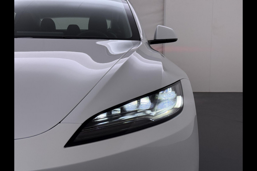 Tesla Model 3 Premium Long Range AWD 78 kWh ORGINELE AFN. TREKHAAK TESLA| AUTOPILOT| STOELVENTILATIE + VERWARMING| VOLLEDIGE TESLA GARANTIE T/M 01/2028 OF 80.000KM| DE HOOGVOLTACCU EN AANDRIJFLIJN TOT 2032 of 192.000KM |