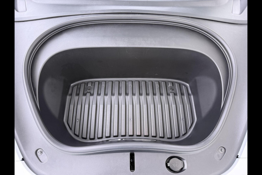 Tesla Model 3 Premium Long Range AWD 78 kWh ORGINELE AFN. TREKHAAK TESLA| AUTOPILOT| STOELVENTILATIE + VERWARMING| VOLLEDIGE TESLA GARANTIE T/M 01/2028 OF 80.000KM| DE HOOGVOLTACCU EN AANDRIJFLIJN TOT 2032 of 192.000KM |