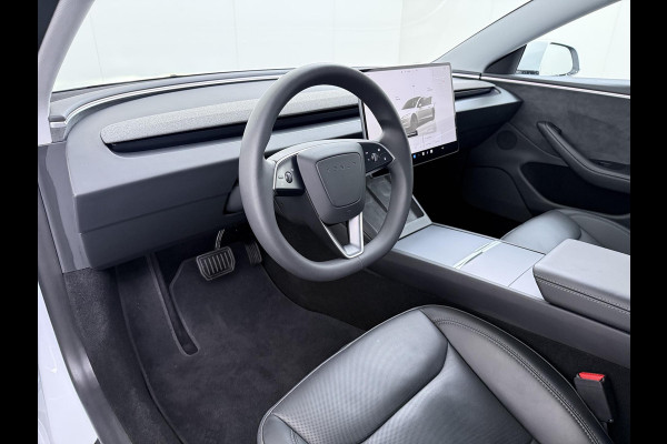 Tesla Model 3 Premium Long Range AWD 78 kWh ORGINELE AFN. TREKHAAK TESLA| AUTOPILOT| STOELVENTILATIE + VERWARMING| VOLLEDIGE TESLA GARANTIE T/M 01/2028 OF 80.000KM| DE HOOGVOLTACCU EN AANDRIJFLIJN TOT 2032 of 192.000KM |