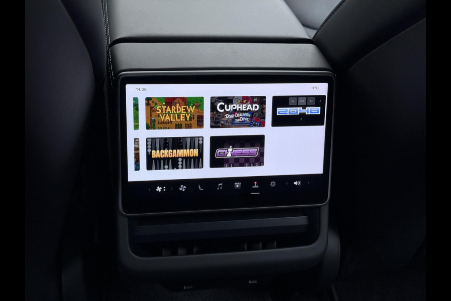 Tesla Model 3 Premium Long Range AWD 78 kWh ORGINELE AFN. TREKHAAK TESLA| AUTOPILOT| STOELVENTILATIE + VERWARMING| VOLLEDIGE TESLA GARANTIE T/M 01/2028 OF 80.000KM| DE HOOGVOLTACCU EN AANDRIJFLIJN TOT 2032 of 192.000KM |