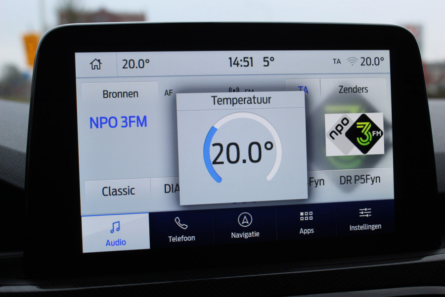 Ford Kuga 2.5 PHEV ST-Line X , 1500kg Trekgewicht Hybride rijden voor een reële prijs ! Adaptive Cruise Control, Stoel-, stuur- en voorraamverwarming, Climate Control, Metallic lak, Camera v+a, Elektr. achterklep, Side- en lane assist etc.