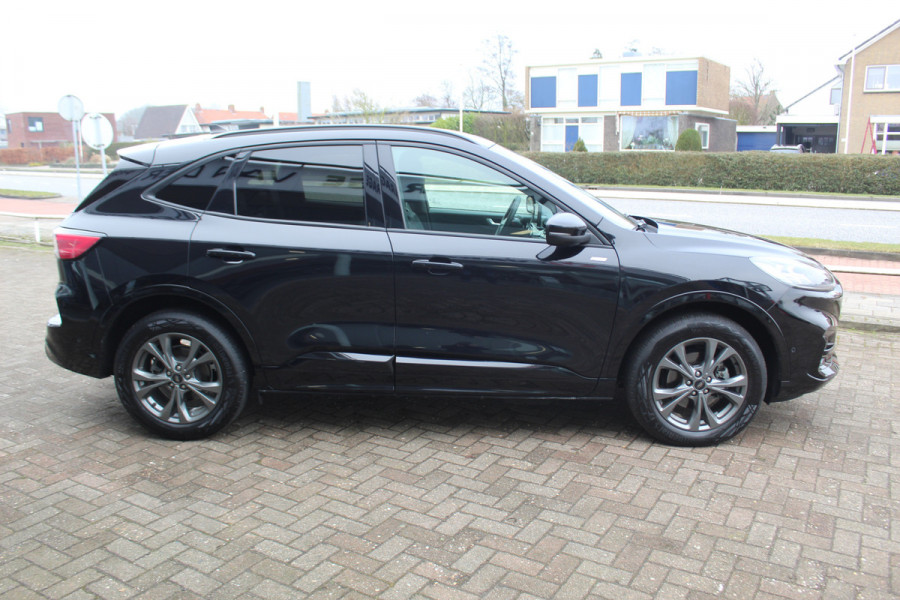Ford Kuga 2.5 PHEV ST-Line X , 1500kg Trekgewicht Hybride rijden voor een reële prijs ! Adaptive Cruise Control, Stoel-, stuur- en voorraamverwarming, Climate Control, Metallic lak, Camera v+a, Elektr. achterklep, Side- en lane assist etc.