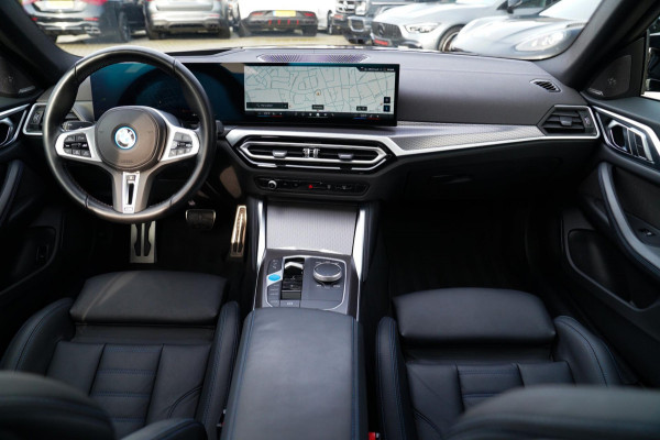 BMW i4 M50 High Executive 84 kWh | Schuifdak | BTW incl. | Harman/Kardon | Head up | Adaptieve cruise | Kuipstoelen | 360 cam |