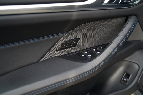 BMW i4 M50 High Executive 84 kWh | Schuifdak | BTW incl. | Harman/Kardon | Head up | Adaptieve cruise | Kuipstoelen | 360 cam |