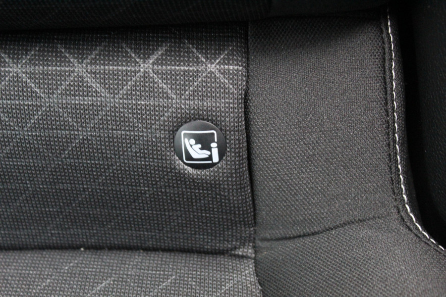 Kia Picanto 1.0-67pk DPi DynamicLine. Kwalitatief erg goed wagen voor jaren zorgeloos rijplezier! Airco, metallic lak, camera, cruise control, elektr. ramen v+a, Android auto/Apple carplay, DAB radio, USB aansl., LM wielen etc