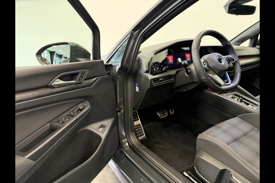 Volkswagen Golf 1.4 eHybrid GTE Full-led Navigatie Stoel/Stuur-verwarming 18'lmv