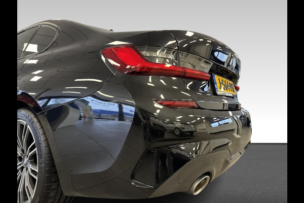 BMW 3 Serie 318i Executive Edition