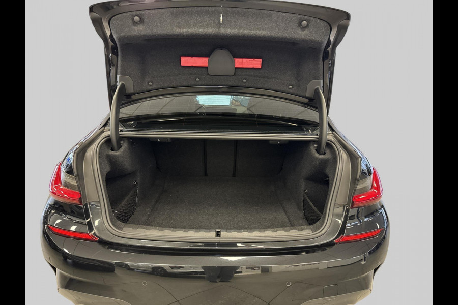 BMW 3 Serie 318i Executive Edition