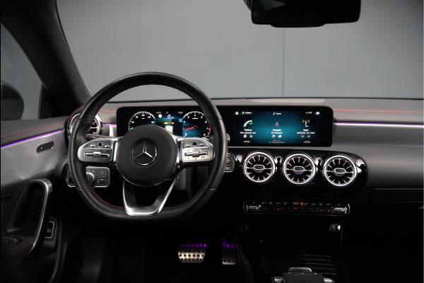 Mercedes-Benz CLA-Klasse Shooting Brake 180 Premium Plus | Stoelverwarming | Parkeersensoren | Navigatie | Cruise Control | Keyless | Ambiance Verlichting | Climate Control