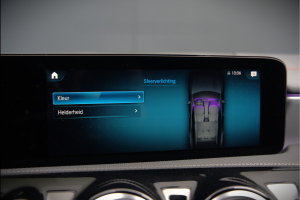Mercedes-Benz CLA-Klasse Shooting Brake 180 Premium Plus | Stoelverwarming | Parkeersensoren | Navigatie | Cruise Control | Keyless | Ambiance Verlichting | Climate Control