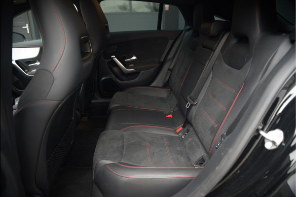 Mercedes-Benz CLA-Klasse Shooting Brake 180 Premium Plus | Stoelverwarming | Parkeersensoren | Navigatie | Cruise Control | Keyless | Ambiance Verlichting | Climate Control