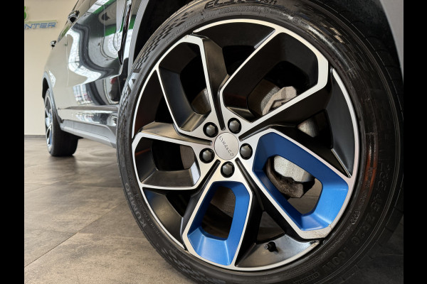 Lynk & Co 01 1.5 360 camera Zwarte dakhemel