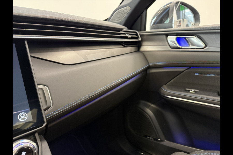 Lynk & Co 01 1.5 360 camera Zwarte dakhemel