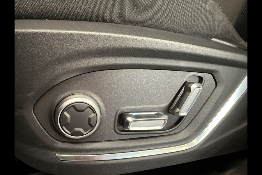 Lynk & Co 01 1.5 360 camera Zwarte dakhemel